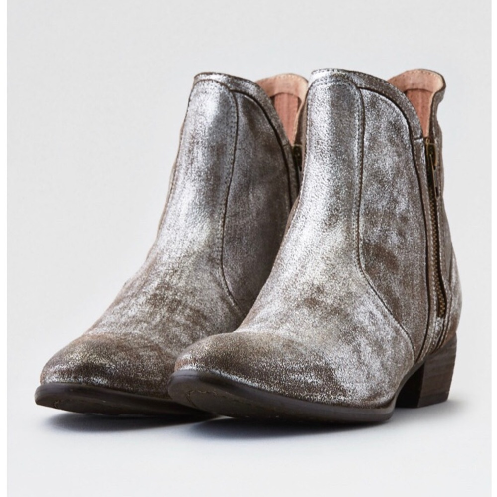 “Lucky penny” booties